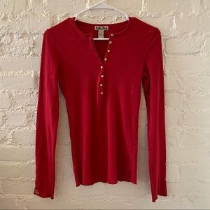 Red long sleeve Lucky cotton top w/ button detail